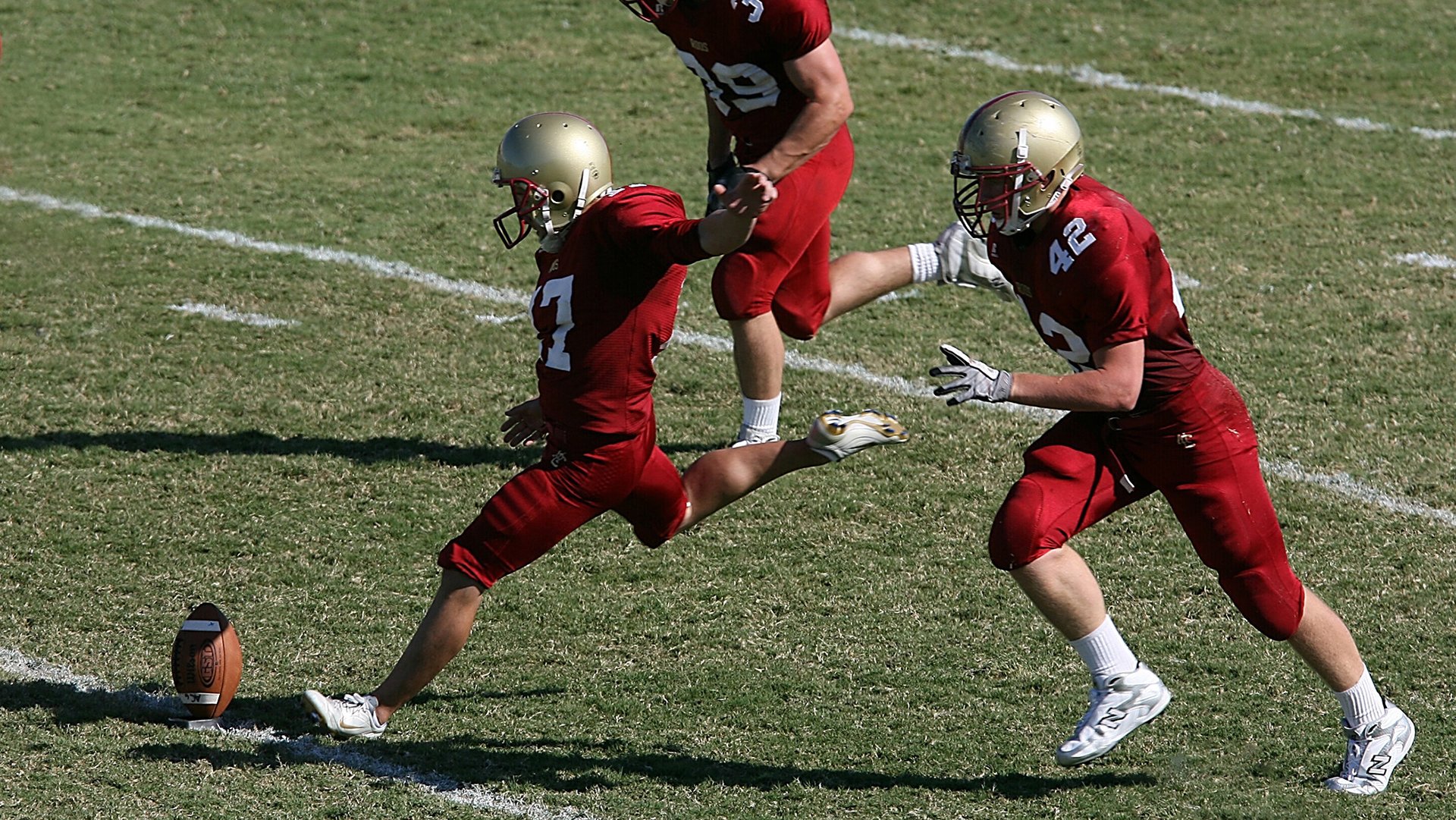 欧冠半决赛之夜，萨内表现堪称教科书