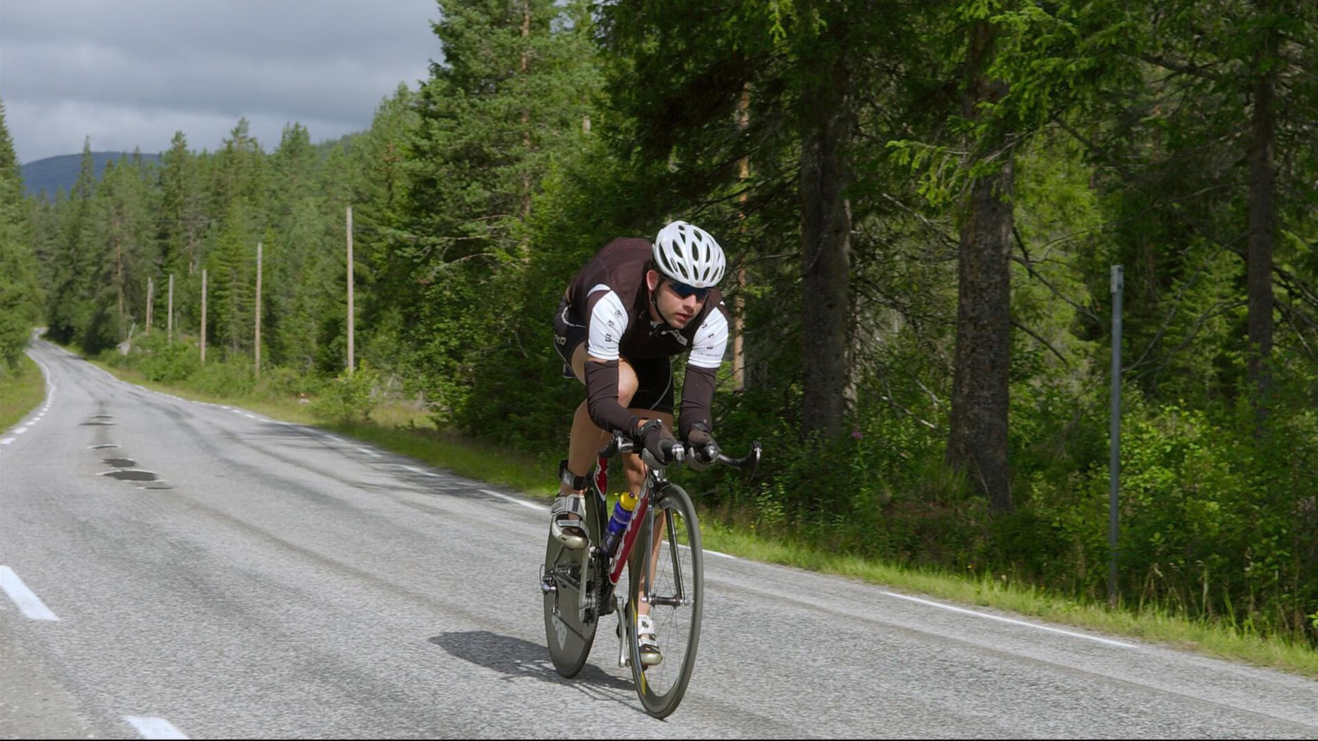伊布展现巨星价值，洪都拉斯加时取胜克罗地亚